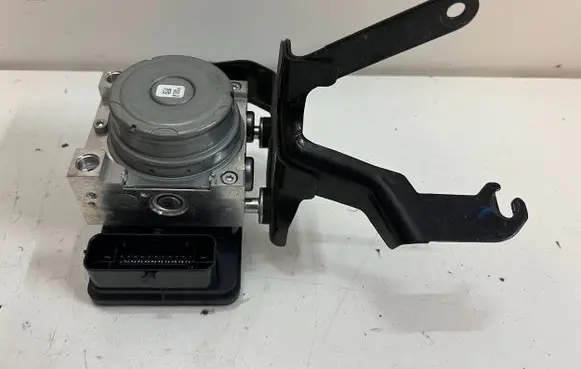 Mazda 2 ABS Pump 28516425003 DG7R437A0