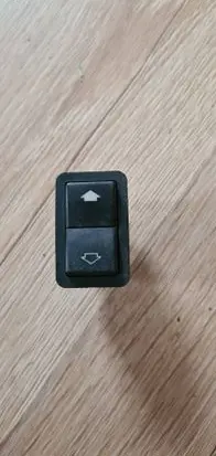 BMW 5 E39 Electric window control switch 8368932