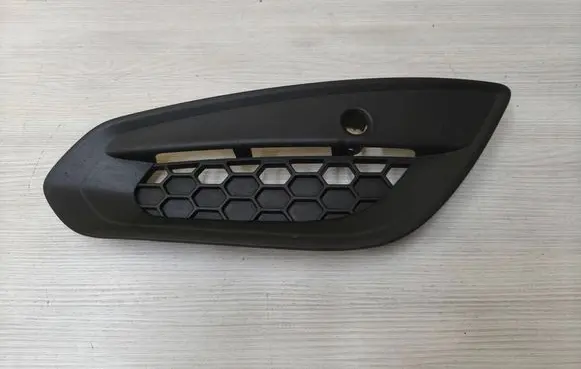 Volvo V60 Front bumper lower grill 31294131