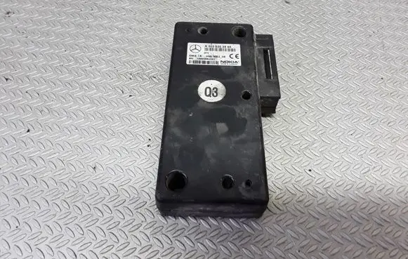 Mercedes-Benz E W210 Phone control unit/module A2038202585