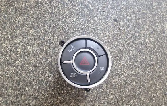 SsangYong Kyron Hazard light switch 8520109010