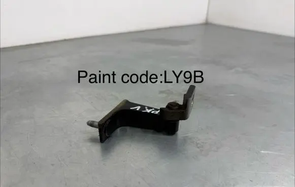 Audi A4 S4 B9 Front door upper hinge 8W5831403A