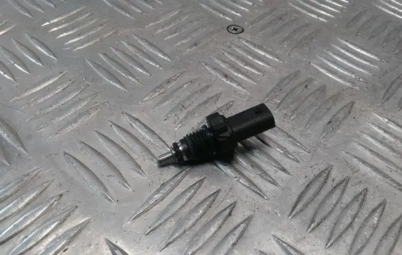 Audi A4 S4 B8 8K Fuel temperature sensor 059919523A