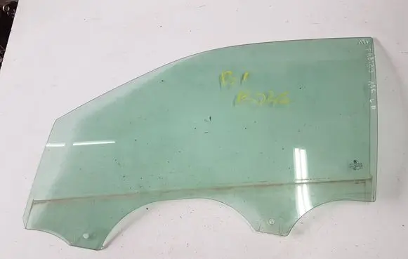 Skoda Fabia Mk3 (NJ) Front door window glass four-door