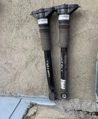 Opel Mokka B Rear shock absorber/damper 98426914800
