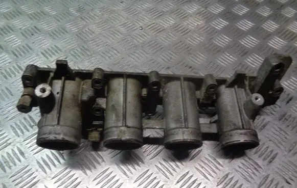 Alfa Romeo 147 Intake manifold
