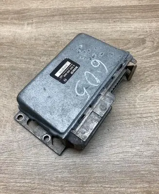 Peugeot 605 Engine control unit/module ECU 0265100066