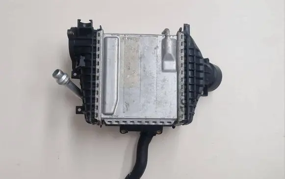 Mercedes-Benz E W213 Intercooler radiator A6540906100