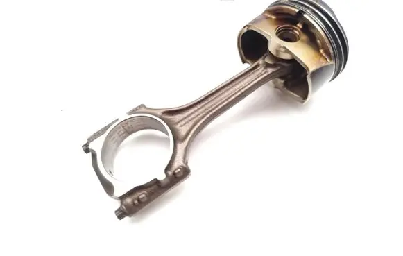 Volkswagen Golf V Piston with connecting rod BLX