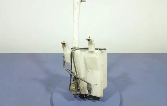 KIA Sorento Windshield washer fluid reservoir/tank 986103E000