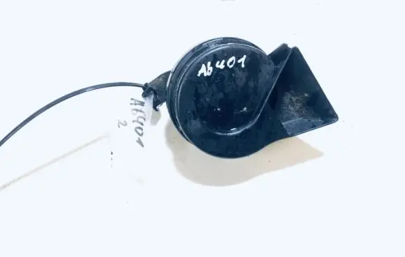 Volvo S40, V40 Horn signal e1000233 a28657625