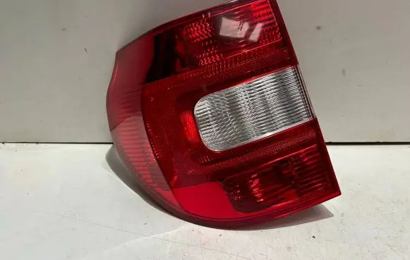 Skoda Yeti (5L) Rear/tail lights 5L0945095B 5L0945095 6L0945111