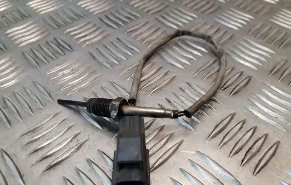 Jaguar XF X250 Exhaust gas temperature sensor