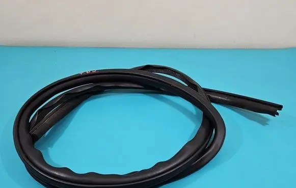 Peugeot 4007 Rubber seal rear door IMPRK1463352