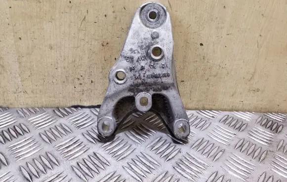 Volkswagen Polo V 6R Engine mounting bracket 6R0199185