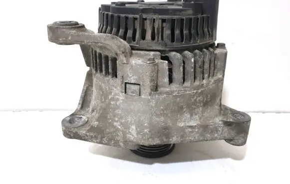 Audi A6 S6 C5 4B Generator/alternator