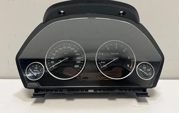 Speedometer (instrument cluster)