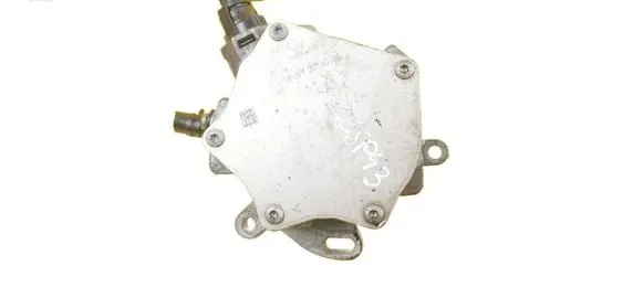 Ford Focus Vacuum pump BM5G2A451FB JQDB