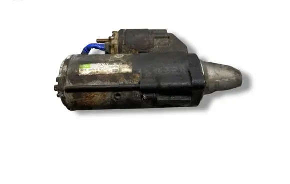 Mercedes-Benz E W211 Starter motor A0051518901 D7G15