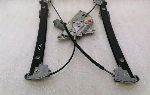 Maybach 57/62 Rear door manual window regulator A2407300146
