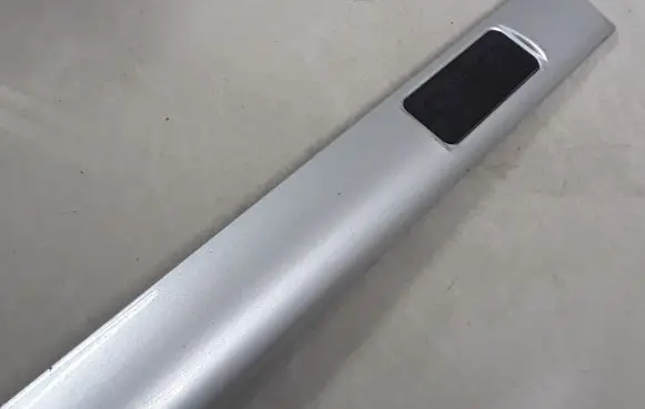 Opel Vectra B Front door trim (molding) 90586905