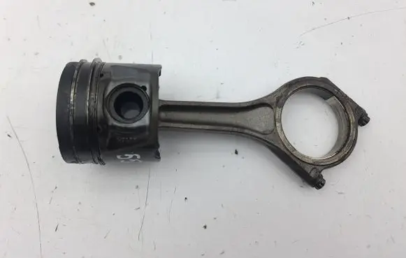 Land Rover Range Rover Sport L320 Piston with connecting rod