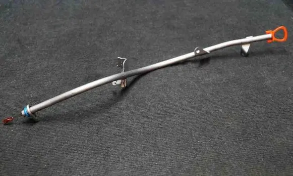 Mercedes-Benz C W205 Oil level dip stick A6516716Q02