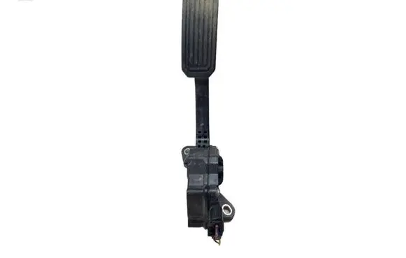 Toyota RAV 4 (XA30) Accelerator throttle pedal 7811042010 1988007270