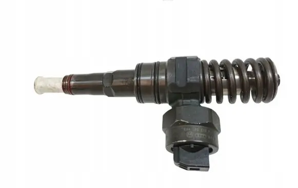Audi A4 S4 B6 8E 8H Fuel injector 038130073F