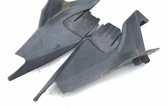 Subaru BRZ Wiper trim 91423CA000 91423CA010