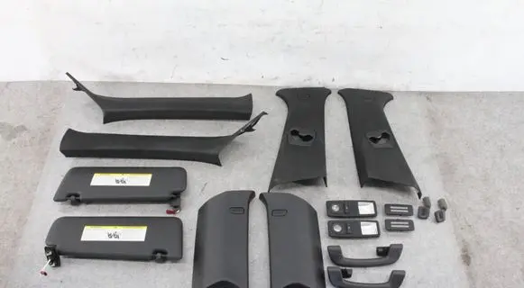 BMW X3 F25 A set of handles for the ceiling 8062217 8062218 8050321