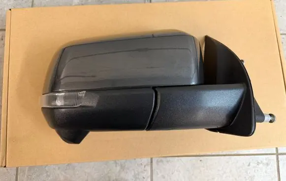 Ford Ranger IV Front door electric wing mirror 