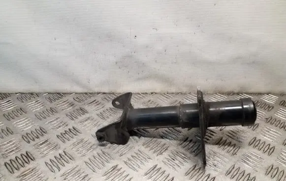 Volkswagen PASSAT B5 Front bumper shock/impact absorber 3B0807133A