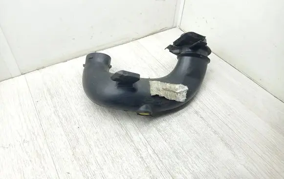 Peugeot 5008 Air intake duct part