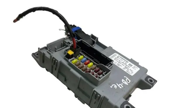 Peugeot Bipper Fuse module 01368892080