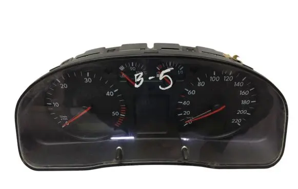 Volkswagen PASSAT B5 Speedometer (instrument cluster) 3B0919861J