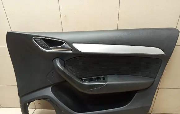Audi Q3 8U Front door card panel trim 8U1867106 8U2867106