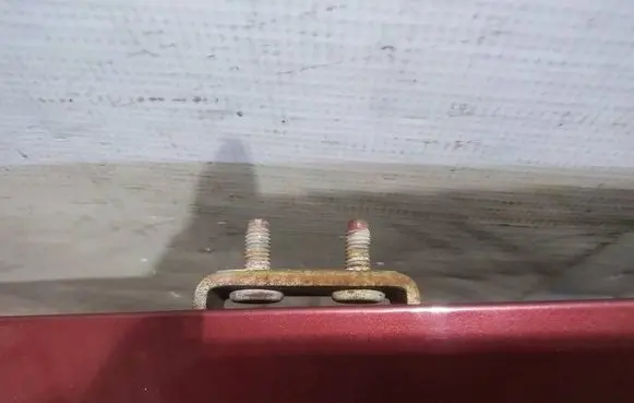 Hyundai Santa Fe Tailgate/trunk/boot hinge 