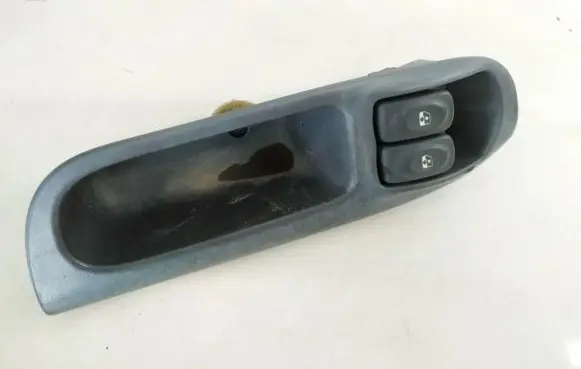 Renault Scenic I Electric window control switch 7700431172