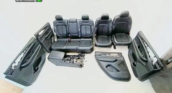 Jeep Grand Cherokee WL Interior set 6PV05TX7AE