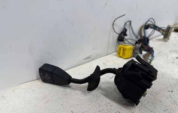 BMW 5 E34 Indicator stalk 4460