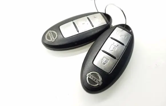 Nissan Leaf I (ZE0) Ignition key/card 