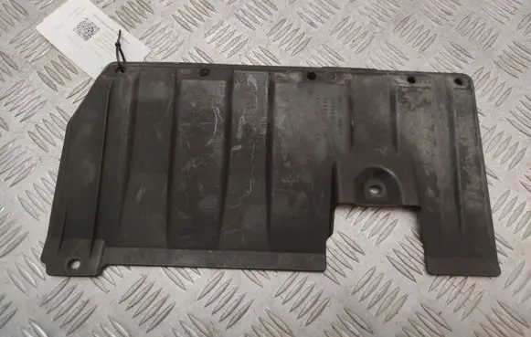 Mitsubishi Outlander Center/middle under tray cover 5379A038