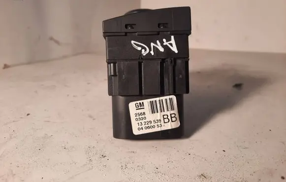 Opel Astra H Other switches/knobs/shifts 13229539