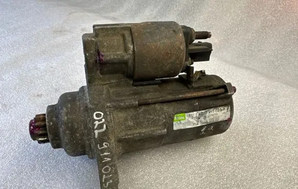 Audi A3 S3 8L Starter motor 02Z911023H