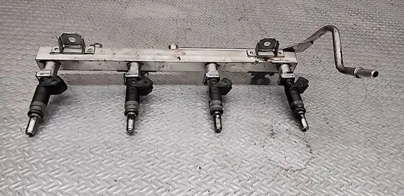 BMW 1 E81 E87 Fuel injectors set 7530420 7526892 7506158