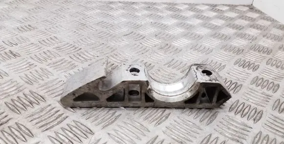 Volkswagen Touareg II Sway bar bush bracket, front 7L0411063B