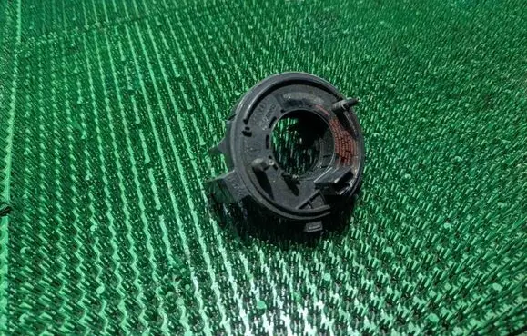 Volkswagen New Beetle Airbag slip ring squib (SRS ring) 1J0959653B