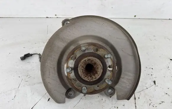 Chrysler Pacifica Rear wheel hub 68325385AC 68325385AB 68522906AB