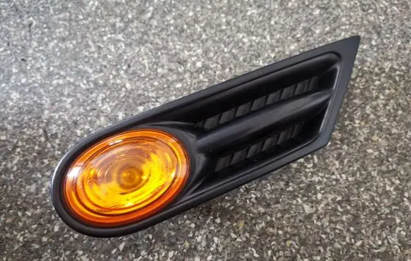 Mini One - Cooper Coupe R56 Front fender indicator light 7260203 7260201